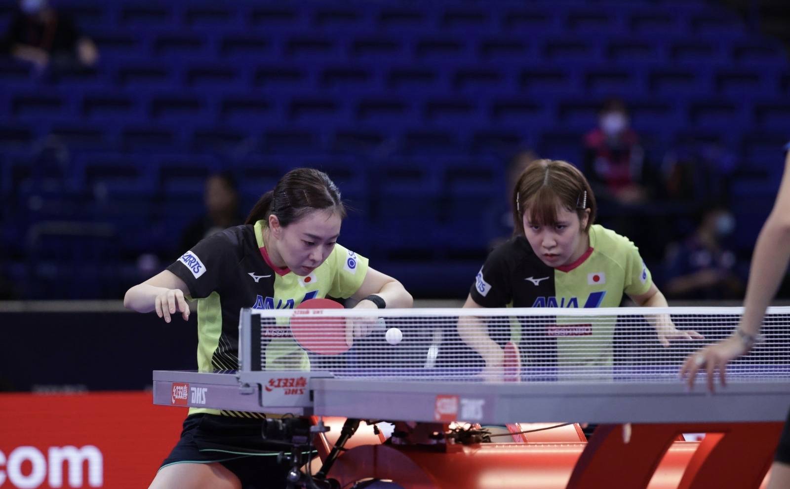 包含拜仁前途光明！，德约科维奇新星出色发挥表现突出赢得满堂喝彩的词条