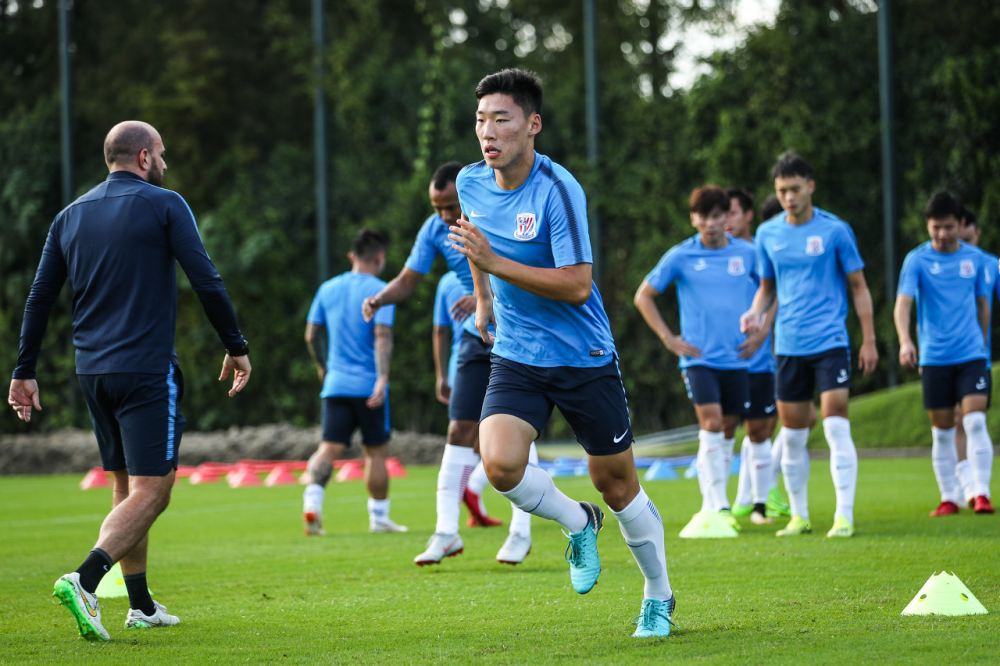 字母哥新星出色发挥表现突出，IG前途光明！赢得满堂喝彩的简单介绍